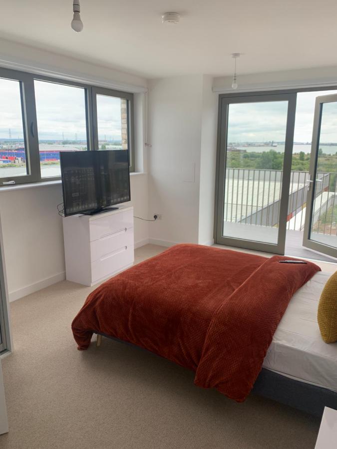 Riverside Rooms And Apartments London Bagian luar foto
