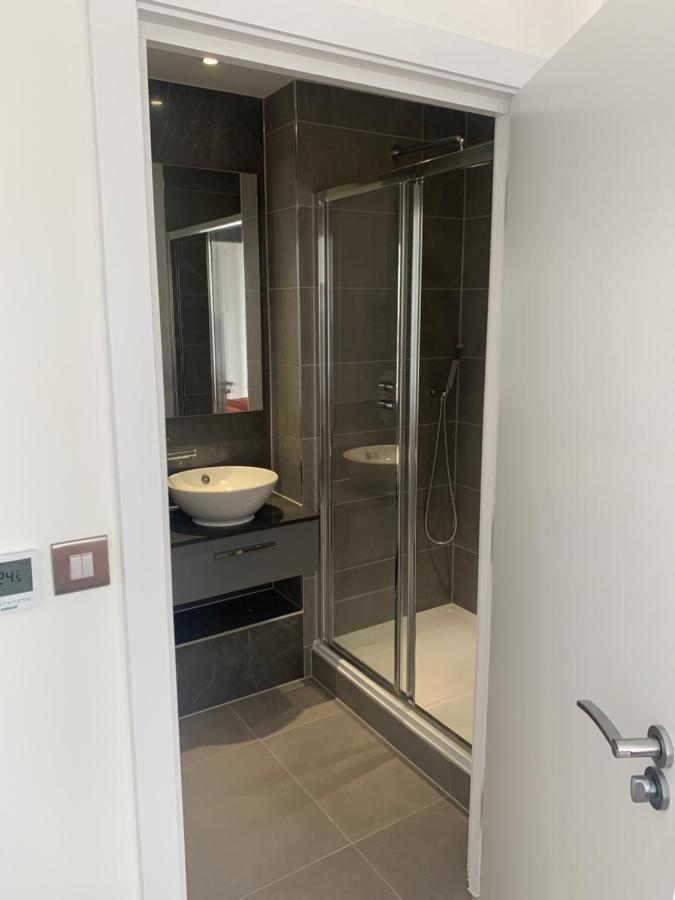 Riverside Rooms And Apartments London Bagian luar foto