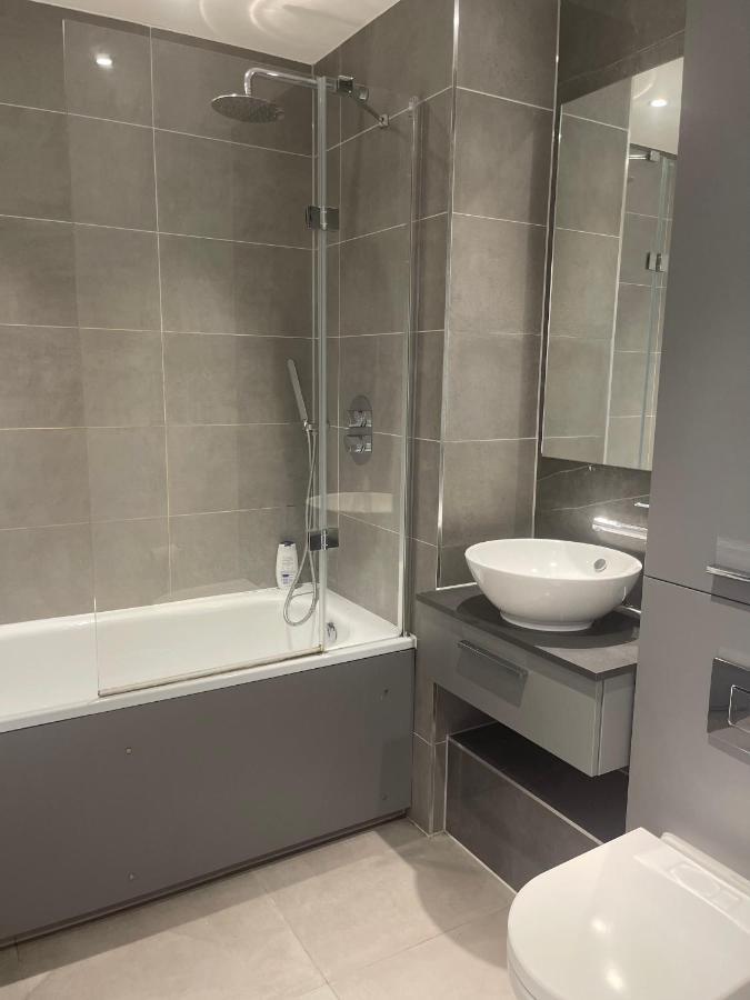 Riverside Rooms And Apartments London Bagian luar foto