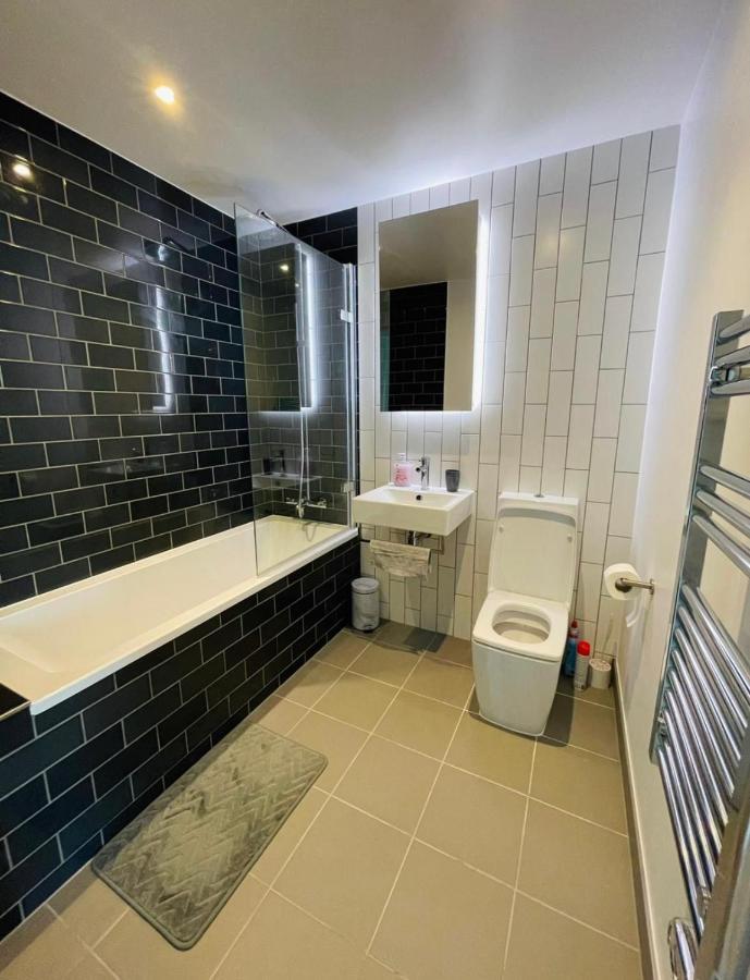Riverside Rooms And Apartments London Bagian luar foto