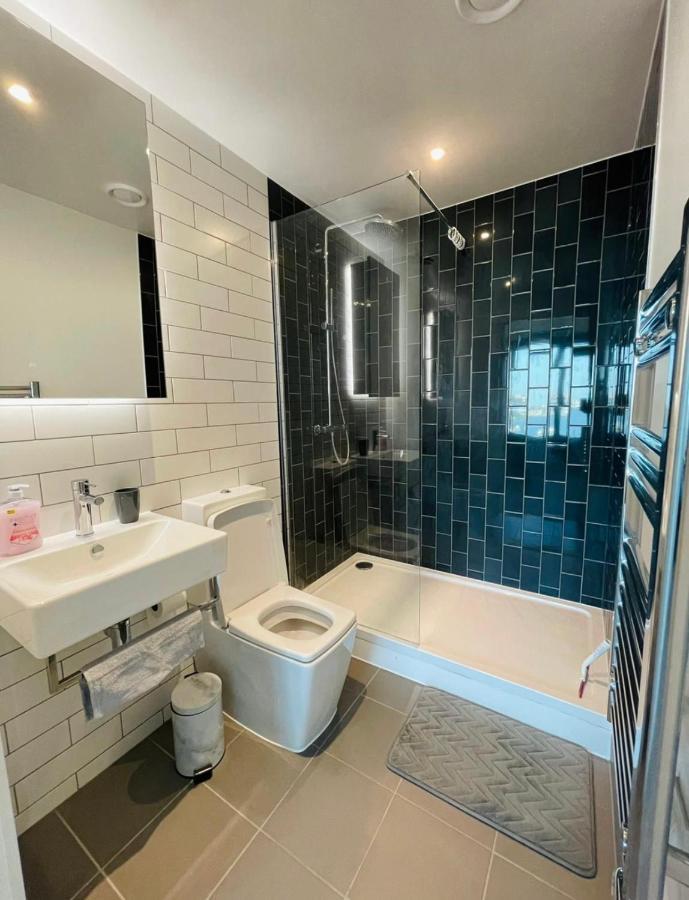 Riverside Rooms And Apartments London Bagian luar foto