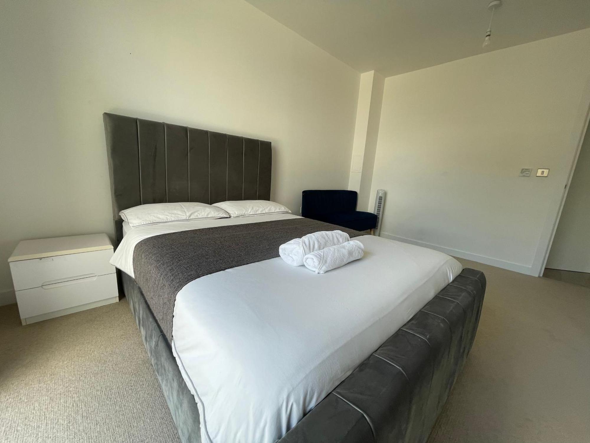 Riverside Rooms And Apartments London Bagian luar foto
